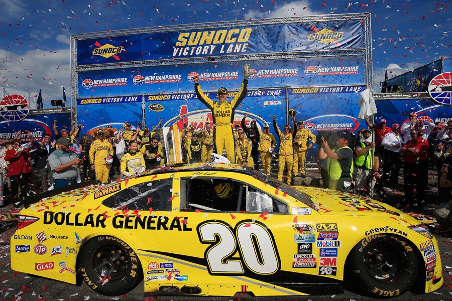 Nascar, Matt Kenseth conquista il New Hampshire