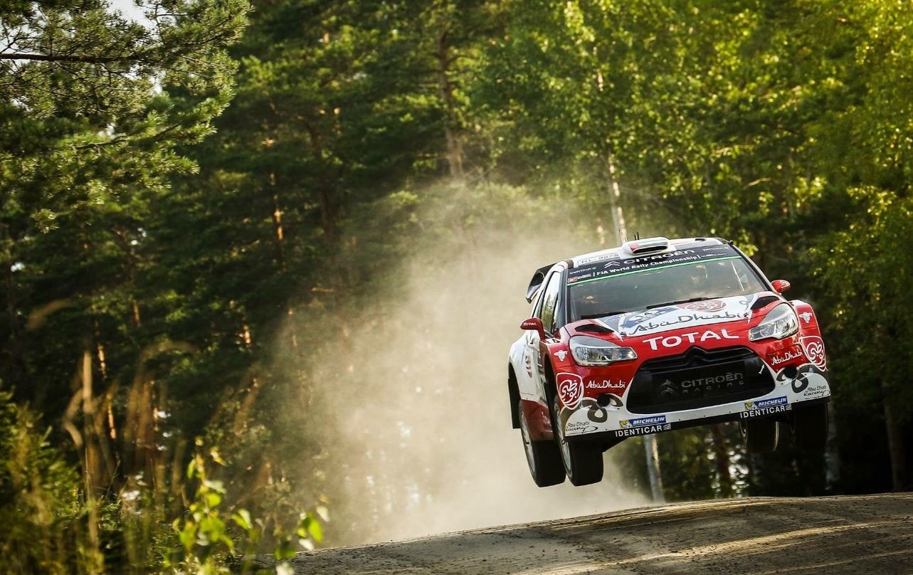 Rally Finlandia, Meeke vola verso la vittoria