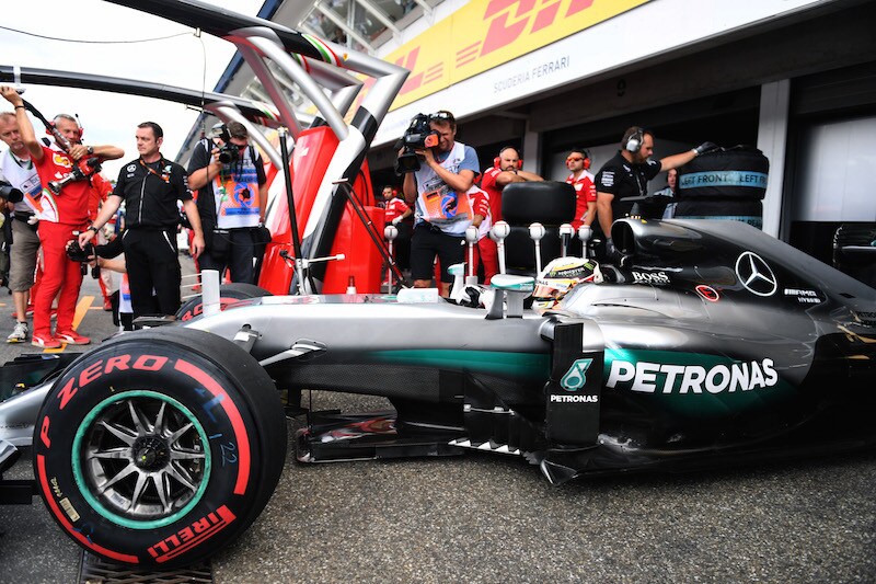 Hamilton: "Può ancora succedere di tutto"