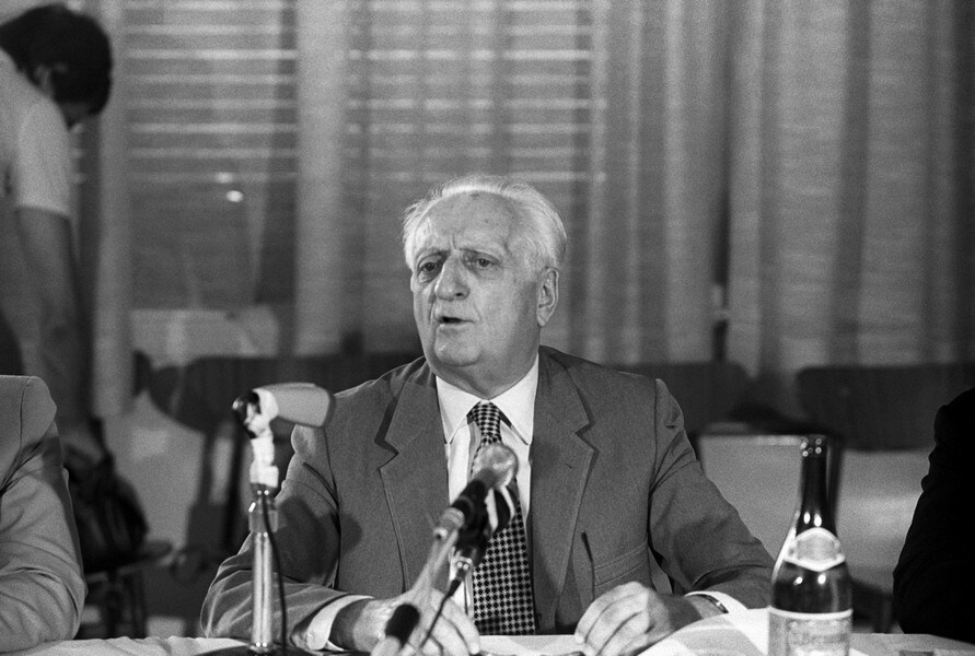 Enzo Ferrari,  18 febbraio 1898 – 14 agosto 1988: foto