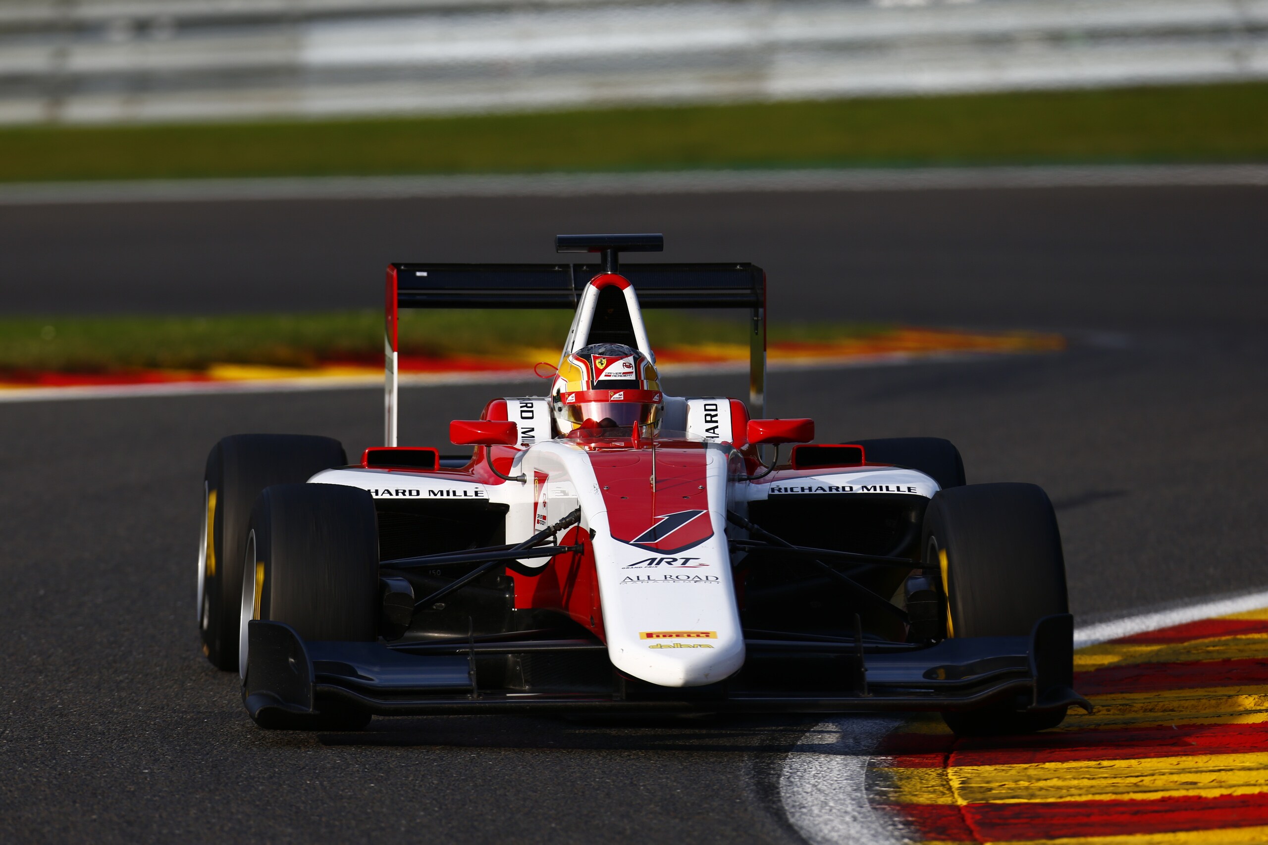 GP3 Spa, Leclerc si prende la pole, Fuoco buon quarto