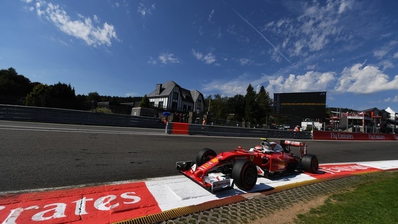 Formula 1 Spa, Rosberg in pole davanti a Verstappen e alle Ferrari