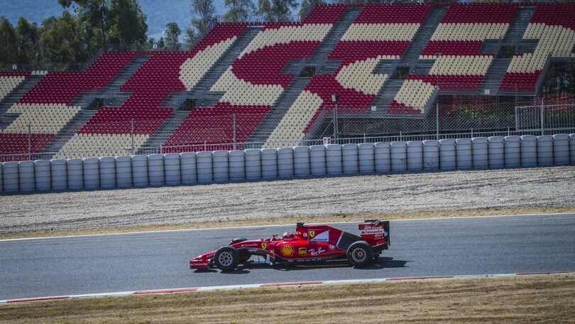 Test Pirelli, Mercedes e Ferrari in azione