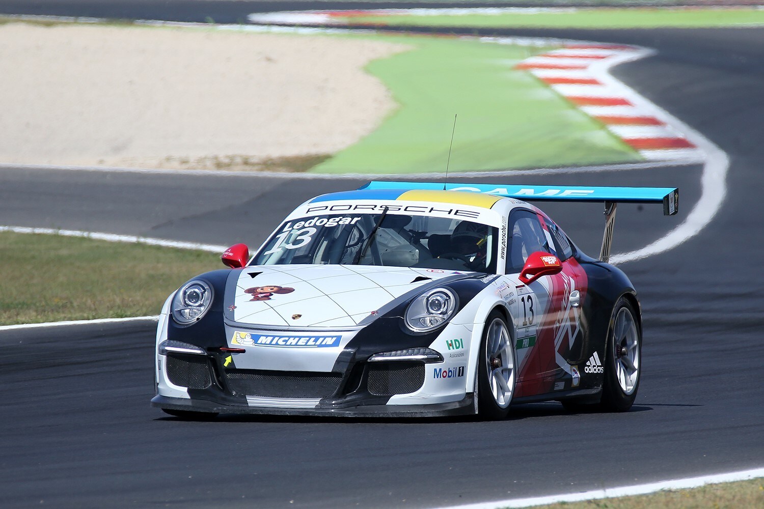 Carrera Cup Vallelunga, Ledogar mette la sesta