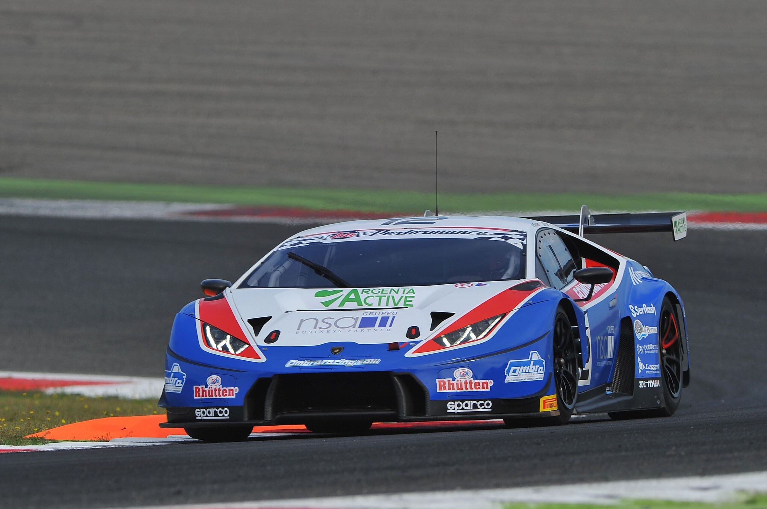 GT Italiano, a Vallelunga è doppietta Lamborghini in gara 1