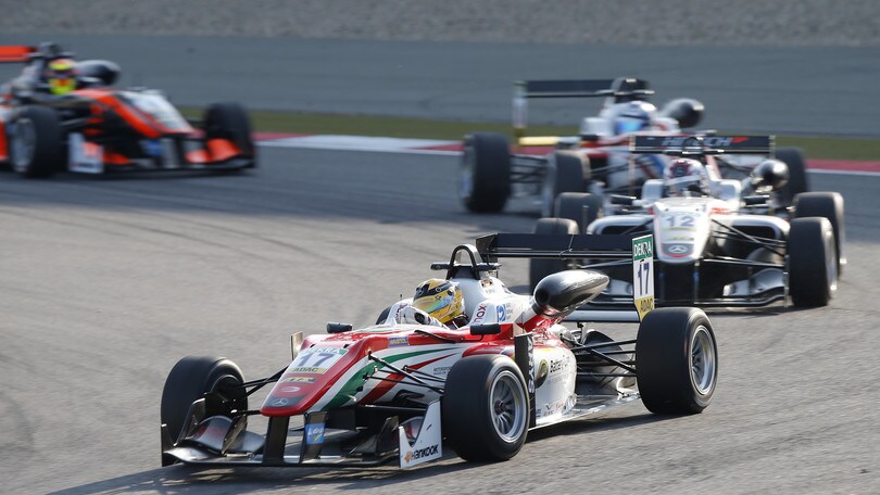 F3 Nurburgring, Gunther sfrutta la pole e coglie il poker!