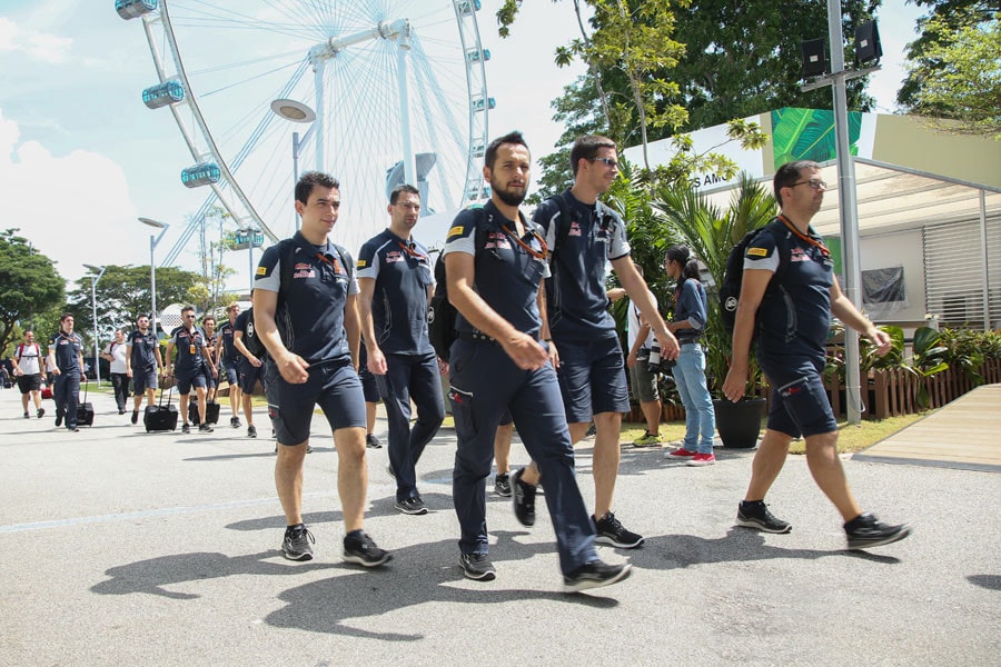 Formula 1 Singapore, i piloti arrivano a Marina Bay