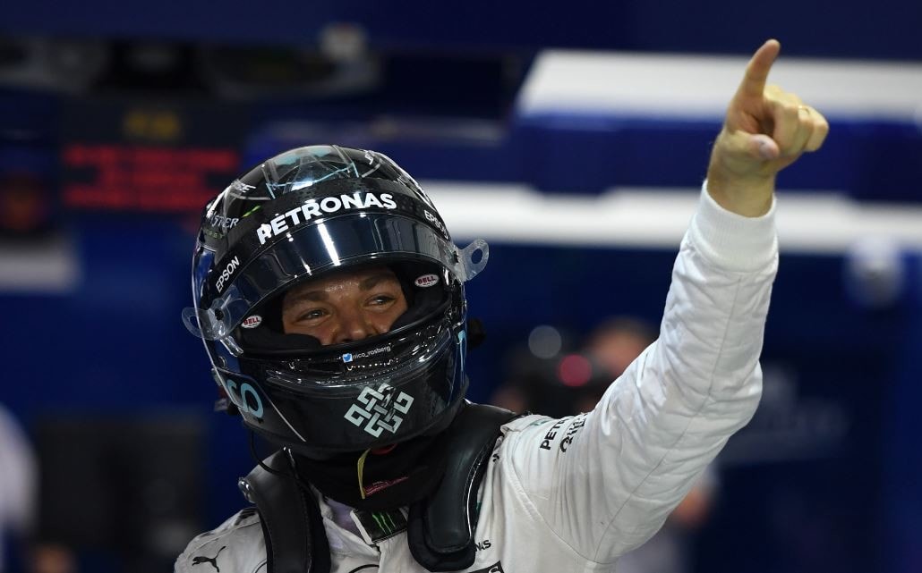 Formula 1 Singapore, Rosberg in pole: “Uno dei 3 migliori giri in carriera”