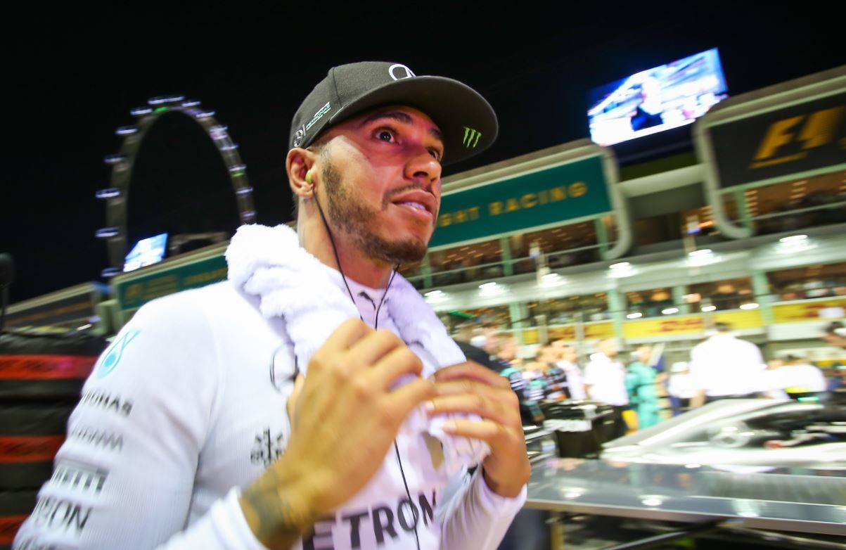 Formula 1 Singapore, podio amaro per Hamilton