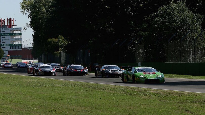 GT italiano: Bortolotti e Mul si rifanno in gara-2