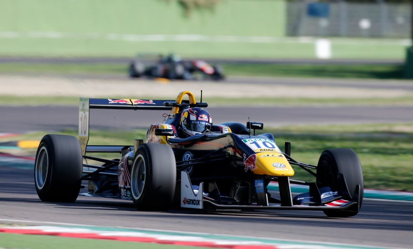 F.3 Imola, Kari vince gara 1