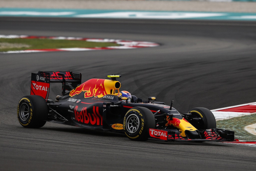 Formula 1 Malesia, Red Bull: ottimo essere davanti alle Ferrari
