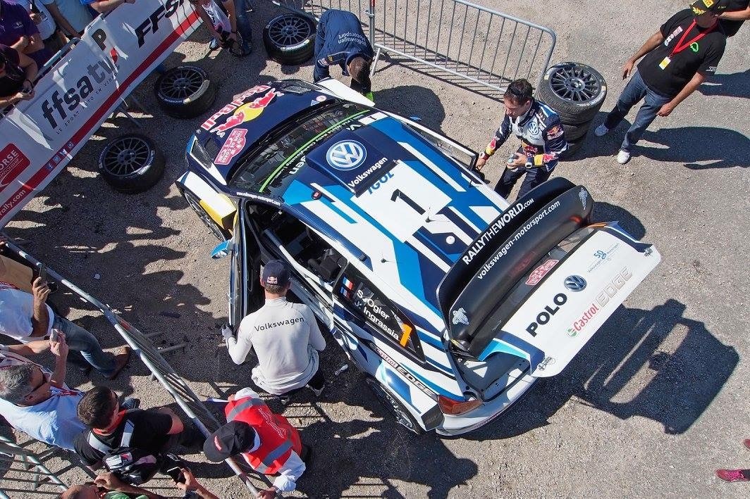 Toure de Corse, Ogier vola verso la vittoria