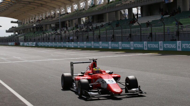 GP3 Malesia, Dennis, secondo centro stagionale