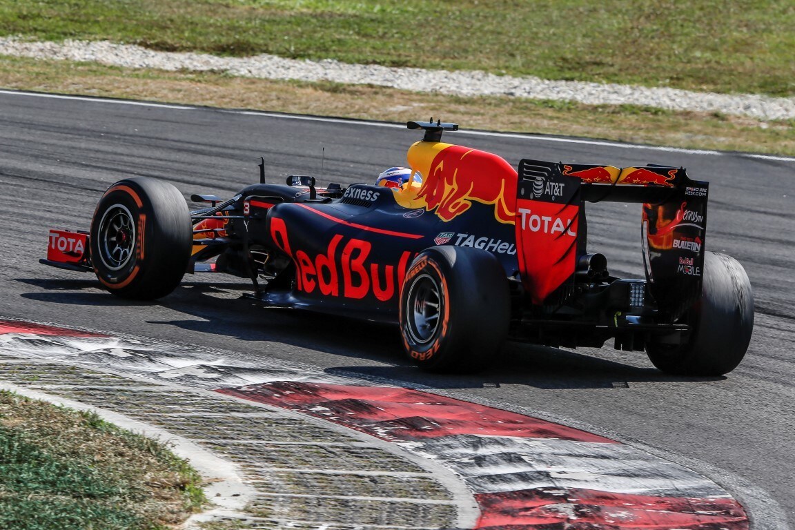 Formula 1 Malesia, la gara più calda dell'anno vinta con 2 pit