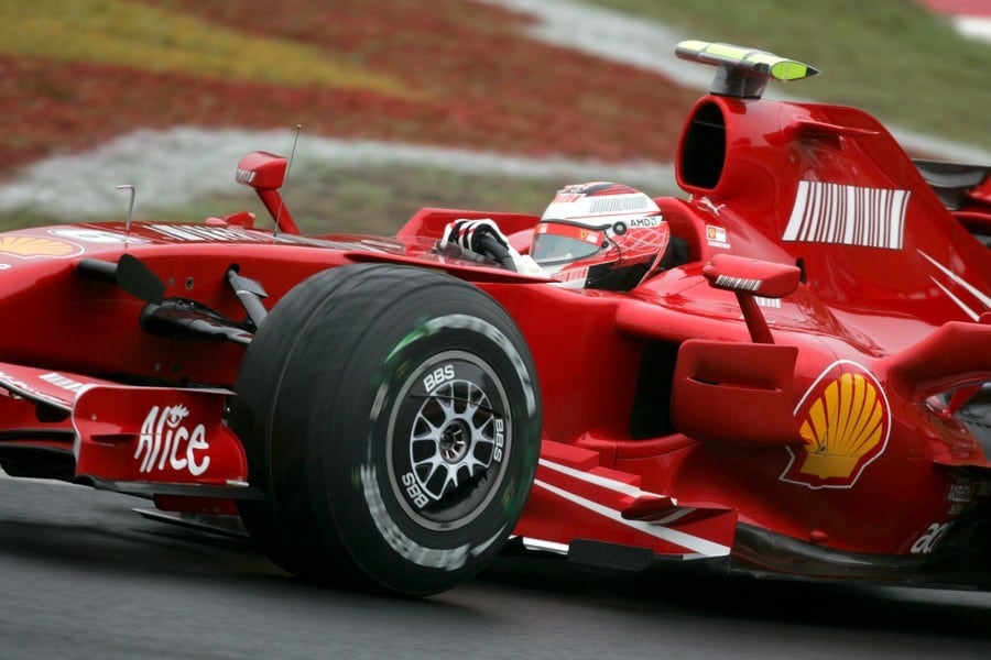 21 ottobre 2007, Kimi vince l'ultimo mondiale Ferrari