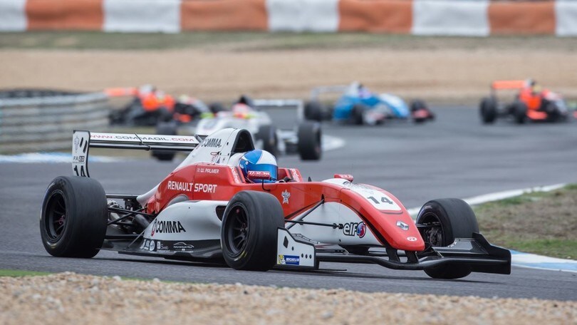 Eurcup Renault, a Estoril vince Palmer all’ultimo giro