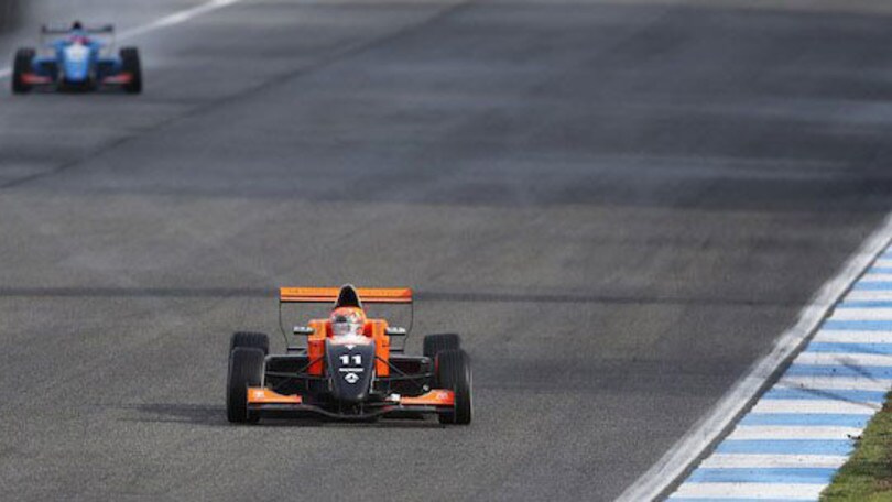 Eurocup Renault, Fenestraz domina gara 2 a Estoril