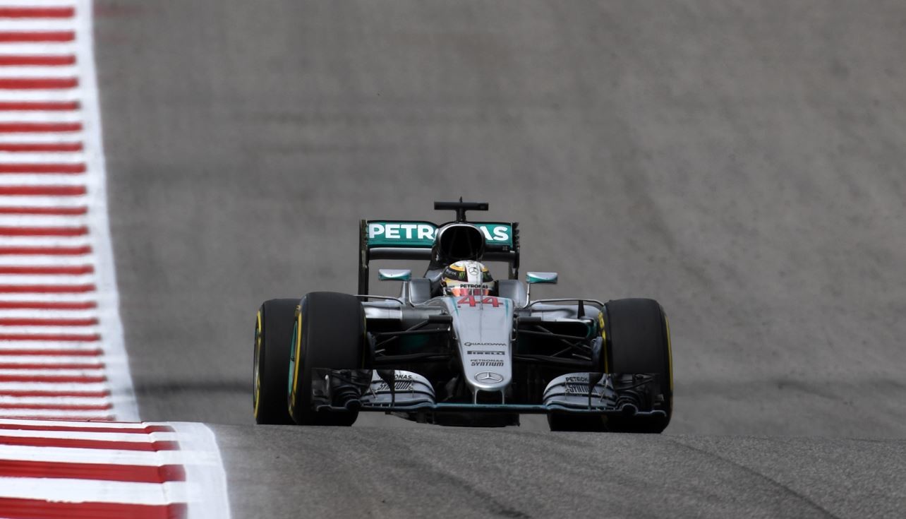 Formula 1 Usa, Hamilton domina ma Rosberg è 2°. Vettel giù dal podio