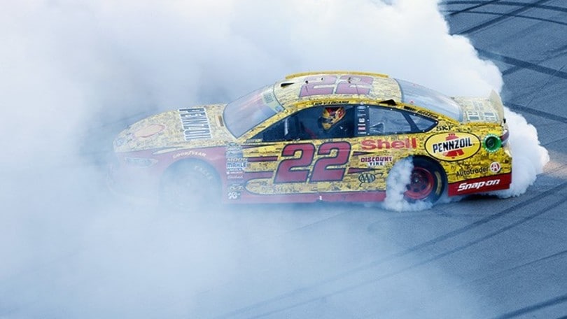 Nascar, Logano sbanca Talladega