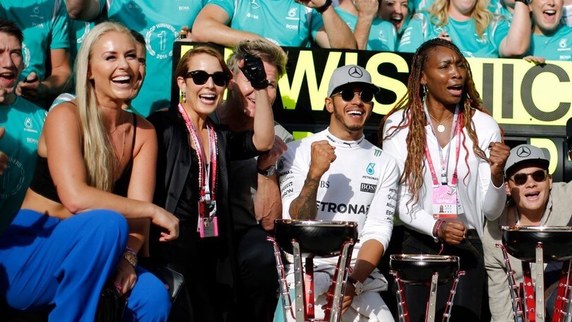 Formula 1 USA, una parata di star per festeggiare Hamilton