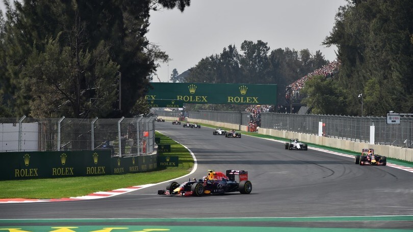 Formula 1 Messico, a caccia di grip con le supersoft