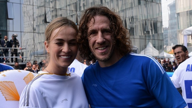 Formula 1 Messico, i piloti sfidano Puyol a calcio