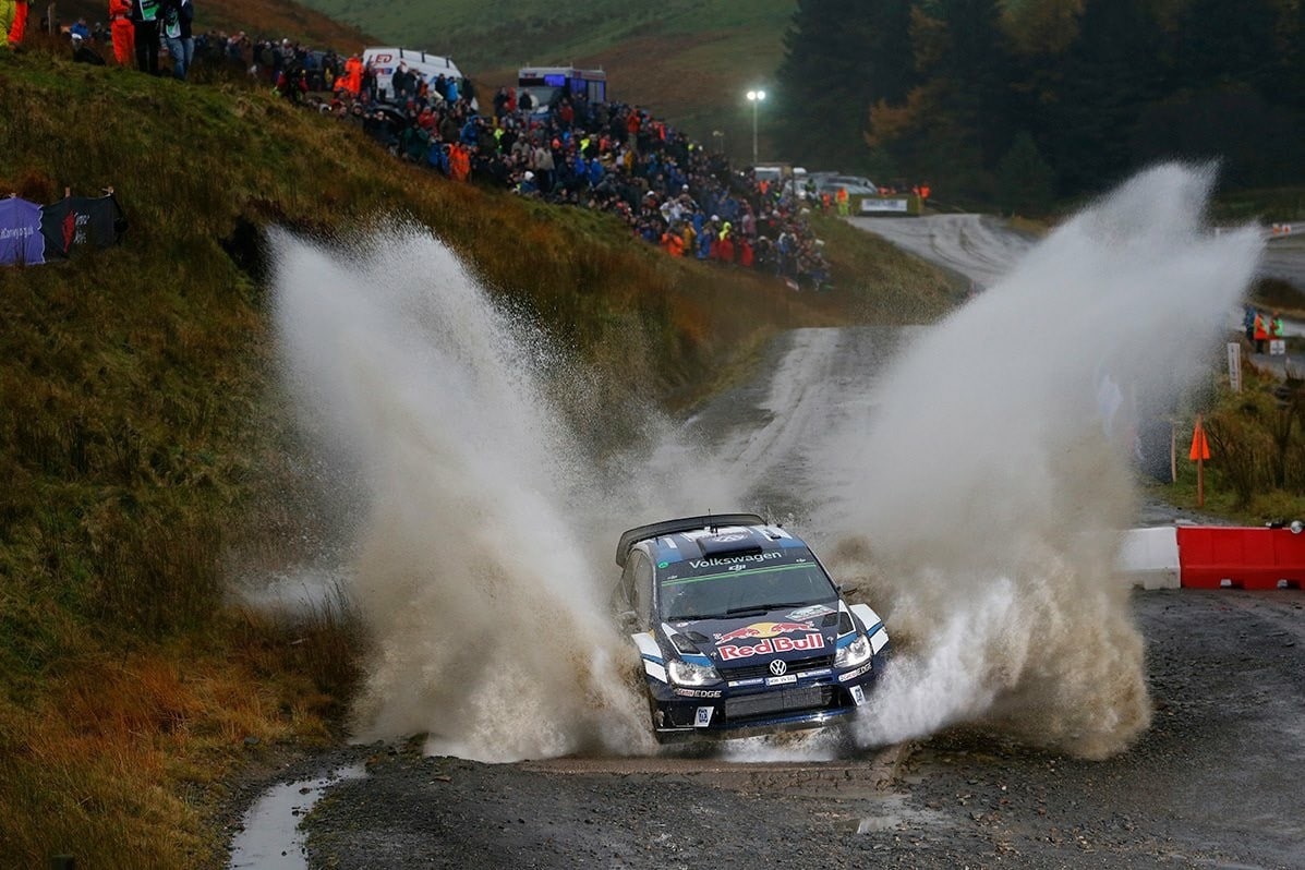 WRC Galles, Ogier chiude in testa la prima tappa
