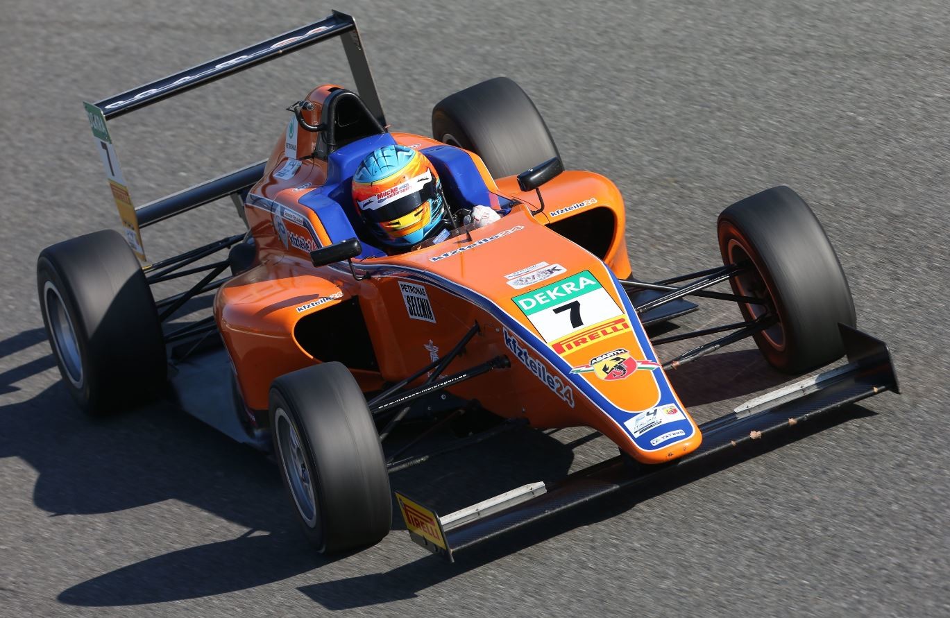 F.4 Monza, doppia pole di Fernandez