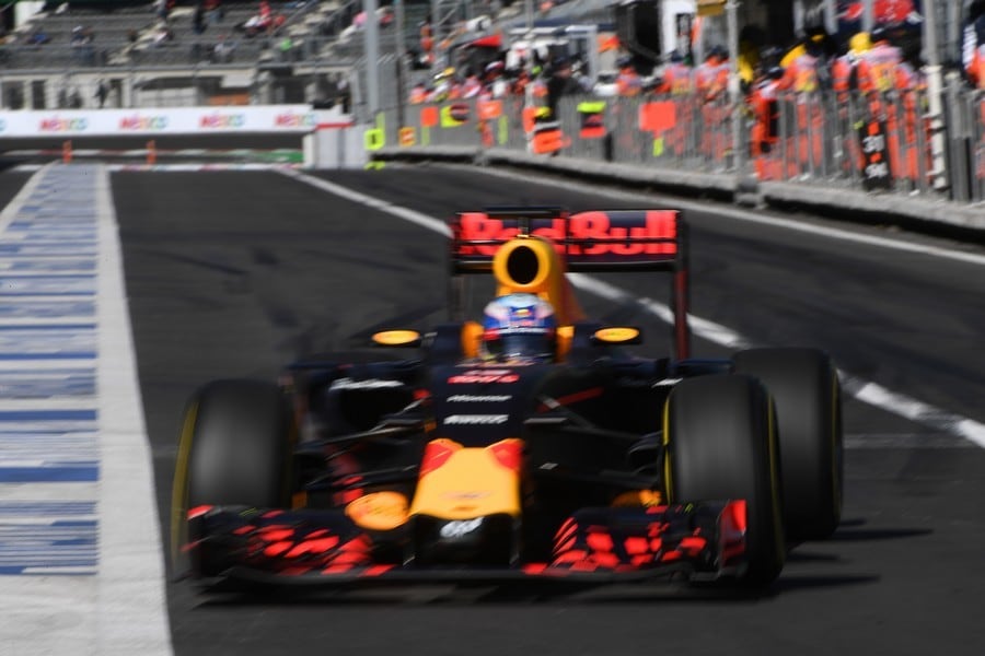Formula 1 Messico, Verstappen a sorpresa nelle FP3: foto