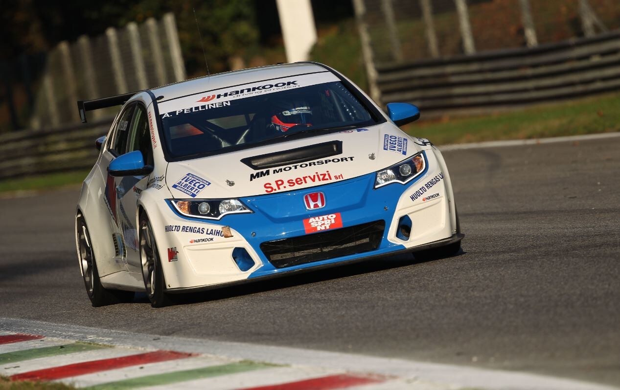 Italiano Turismo, a Monza Pellinen vince al debutto