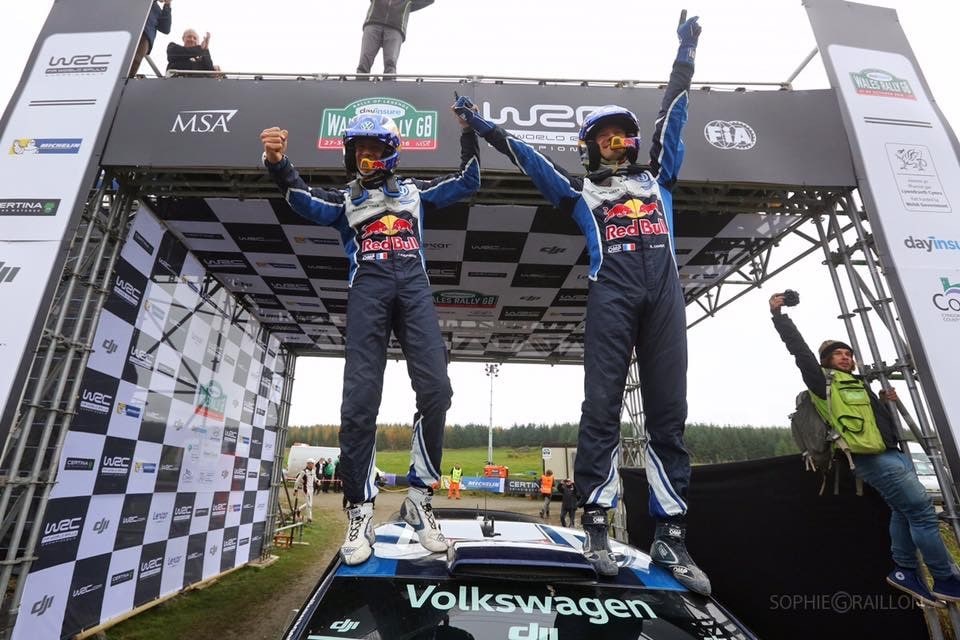 WRC, Ogier vince in Galles e regala a Volkswagen il titolo costruttori