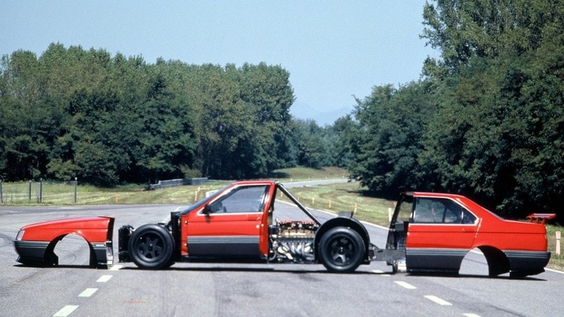 Alfa Romeo 164 Procar: foto