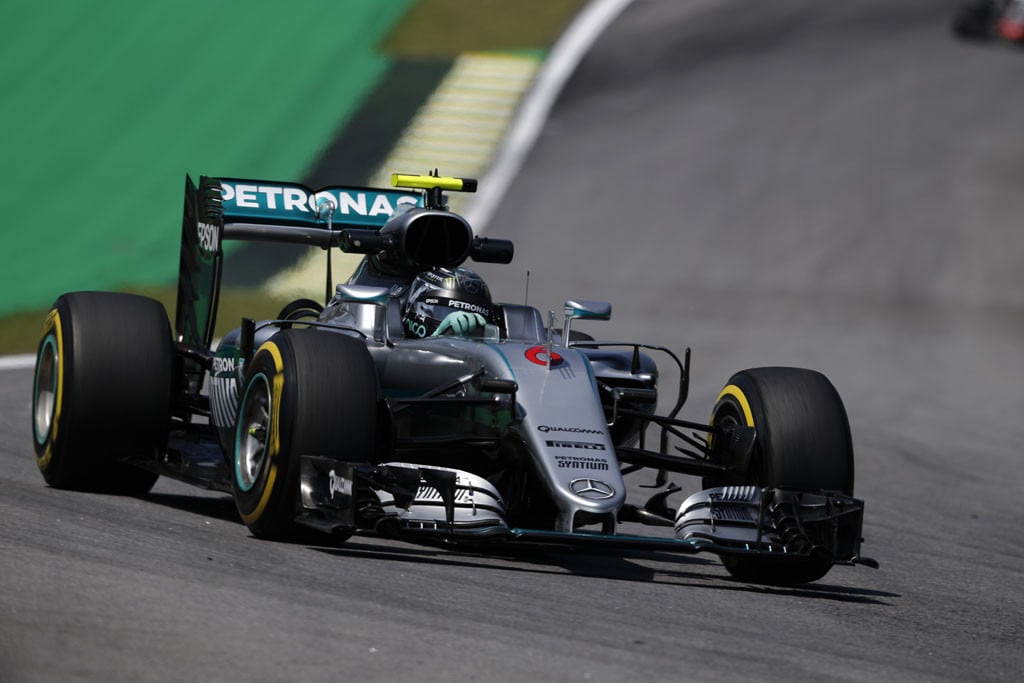 Formula 1 Brasile, subito Hamilton nelle libere 1: foto