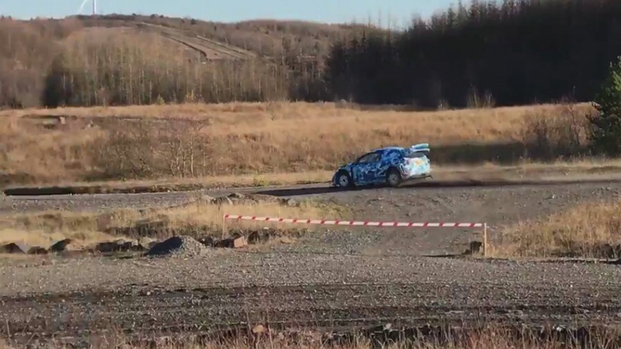 Sebastian Ogier a tutto test sulla Ford Fiesta Wrc