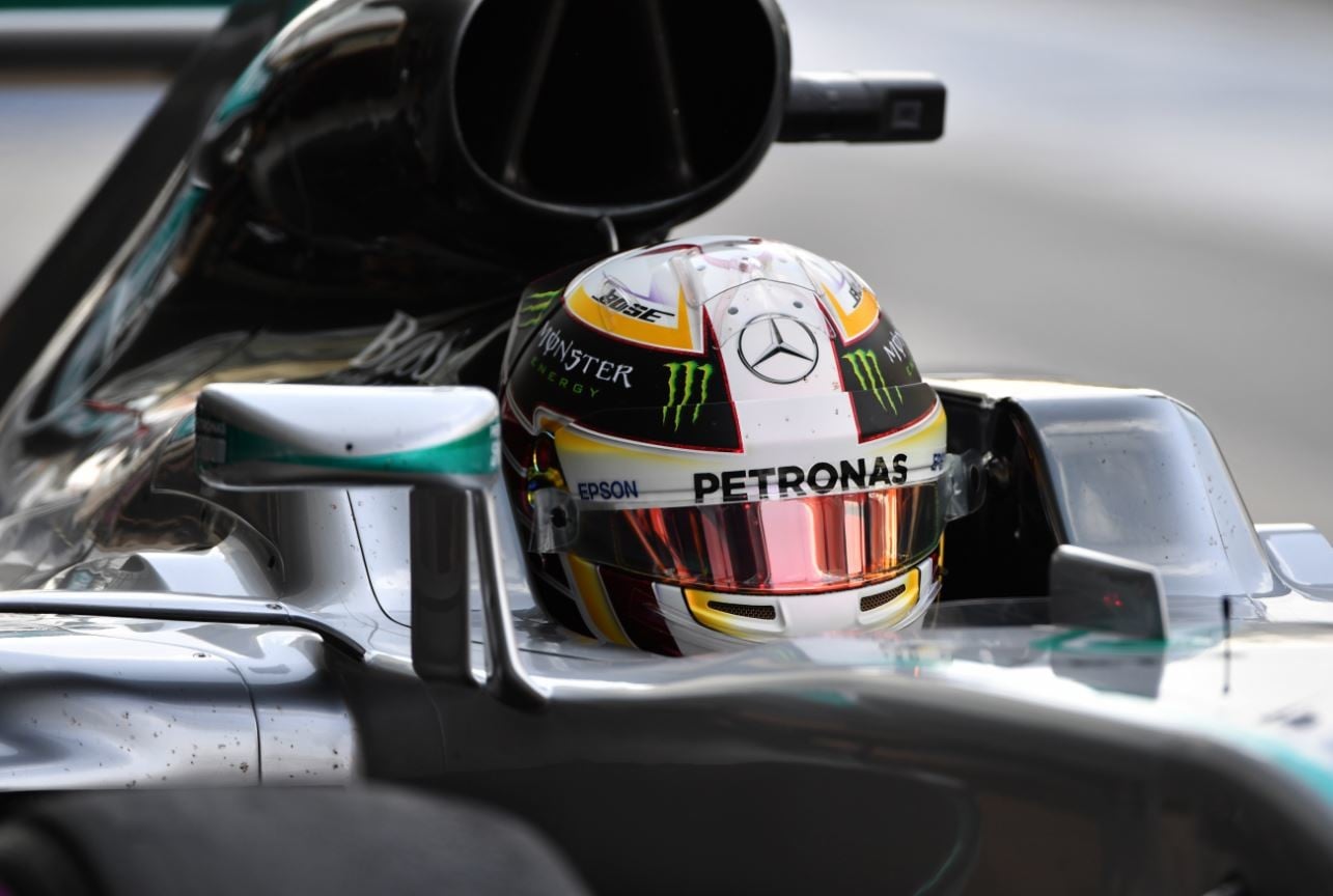 Formula 1 Abu Dhabi, Hamilton prenota la pole