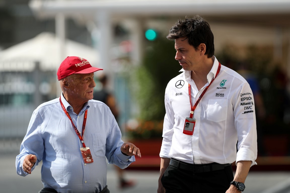 Ritiro Rosberg, Wolff: "Momento difficile, valuteremo le opzioni"