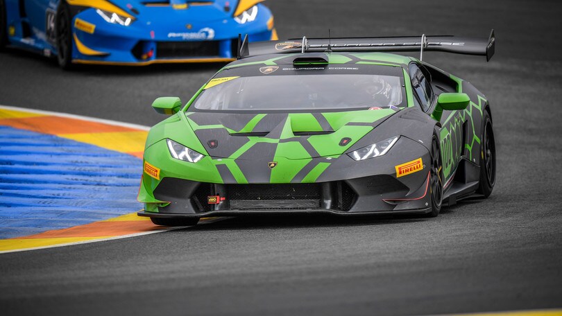 Lamborghini Blancpain Super Trofeo: Dovizioso trionfa nella classe PRO-AM