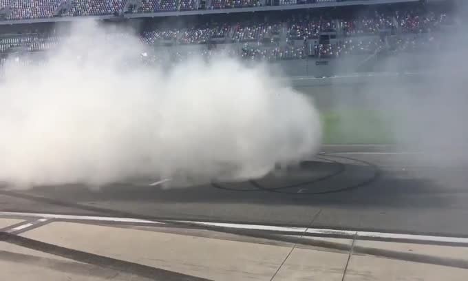 Finali Mondiali Ferrari, Vettel show a Daytona