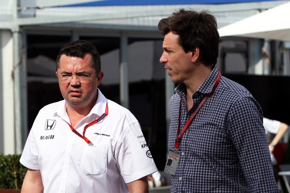 F1, Wolff: «Rispetto Alonso, è veloce ed esperto»
