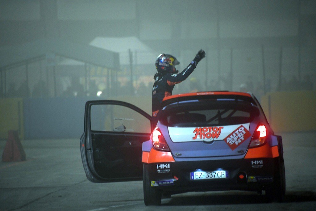 Motor Show: Neuville firma la notte dell’Area 48