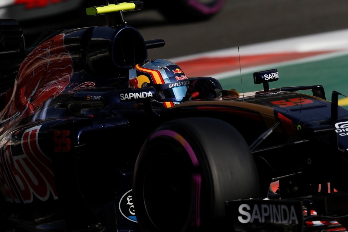F1, Sainz: 2018 in un top team. Mercedes? Ci pensano in tanti