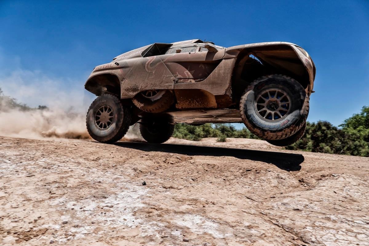 Dakar Stage 2, Loeb precede Al Attiyah e prende il comando