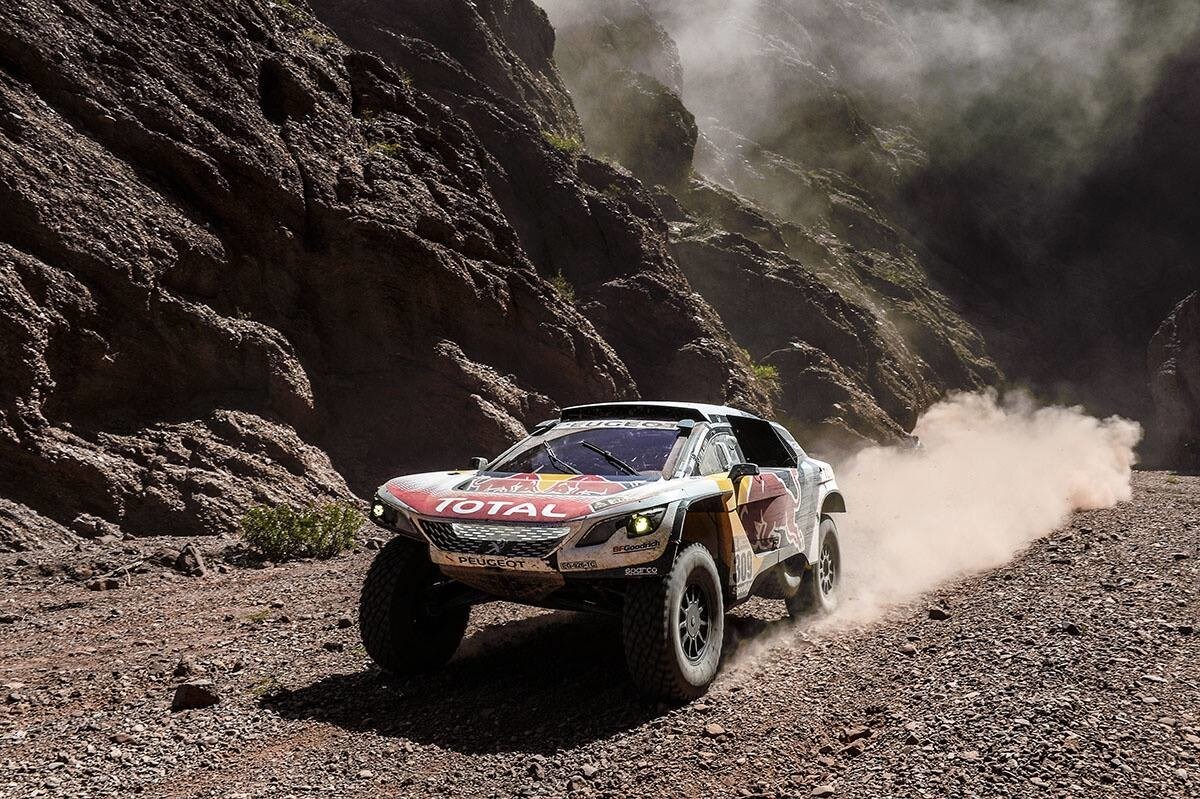 Dakar Stage 3, risorge Peterhansel, tonfo Toyota