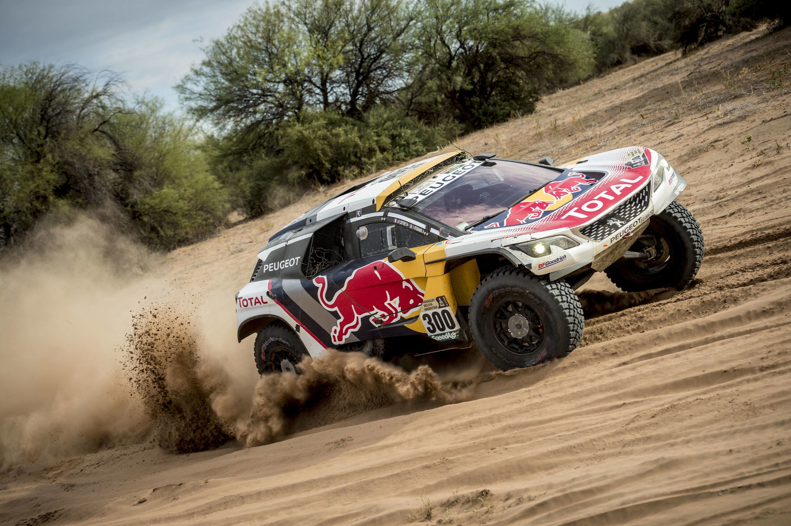 Dakar stage 11, vince Loeb ma Peterhansel ha la vittoria in pugno