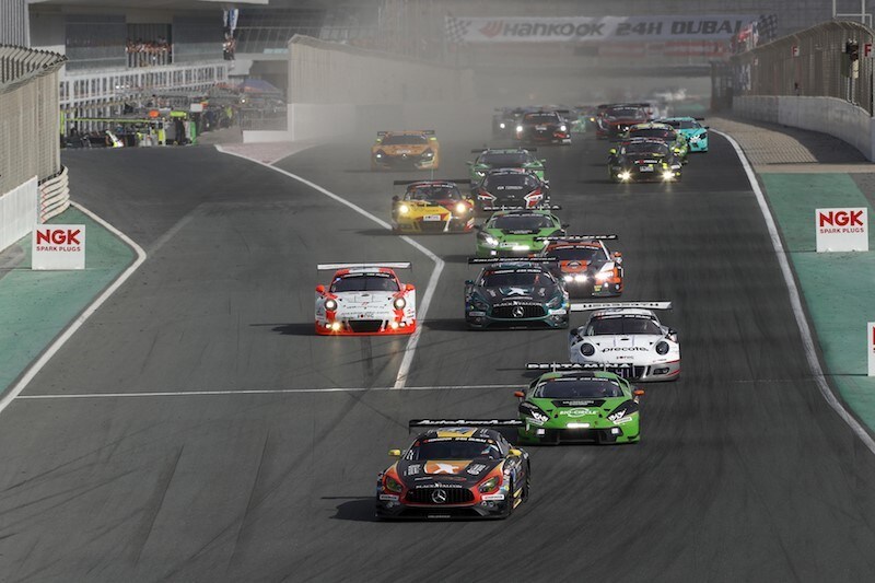24H Dubai: Hartley porta alla vittoria la nuova Porsche GT3