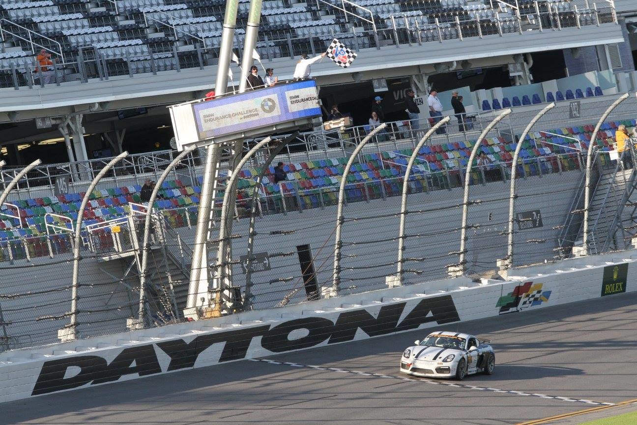 Daytona, trionfo a sorpresa Porsche nell’IMSA Continental Tire SportsCar Challenge