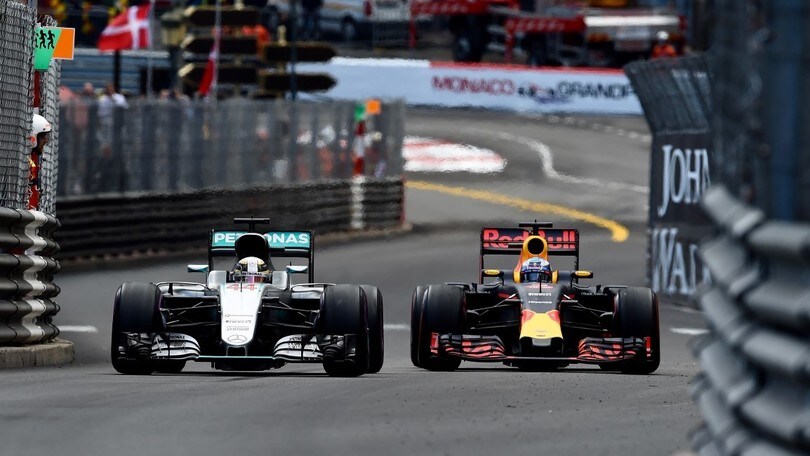 Formula 1, Ricciardo: "Nel 2017 scommettete su Red Bull"