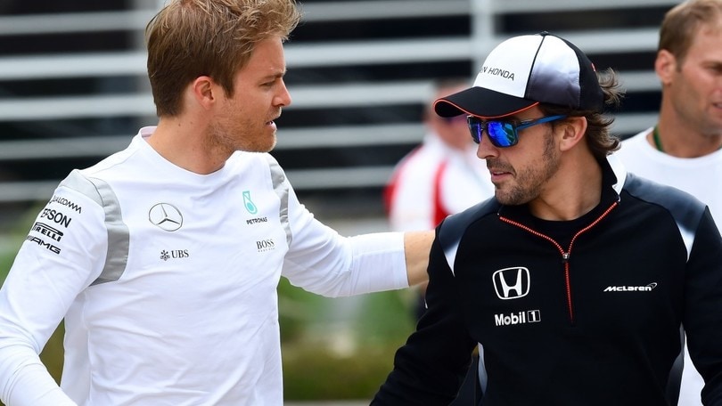 Rosberg promuove Bottas ma avrebbe scelto Alonso