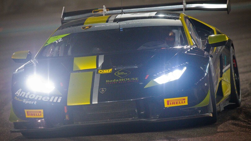Lamborghini, Antonelli e Roda protagonisti dell'esordio in Medio Oriente
